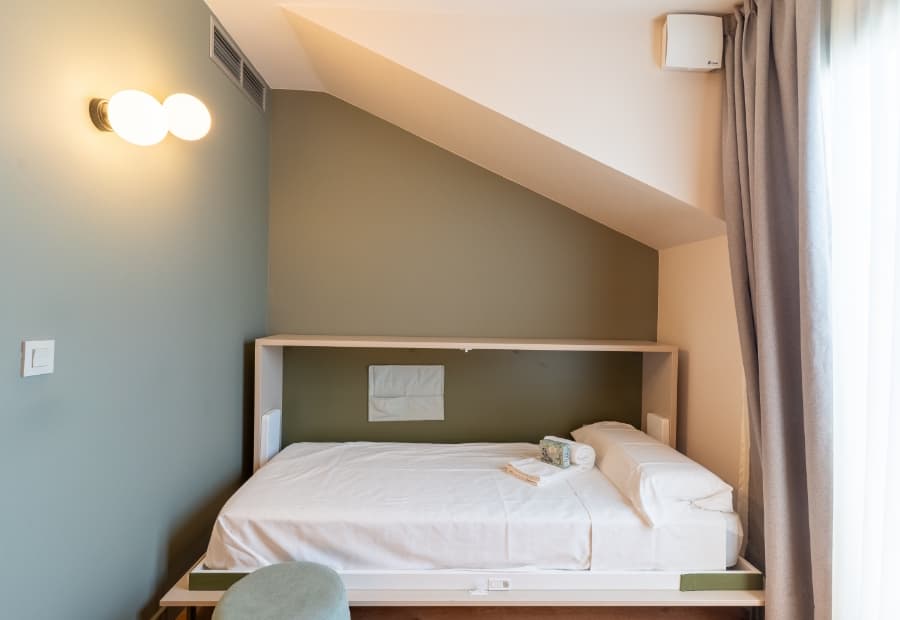 Habitación triple superior con cama supletoria Habitación triple superior con cama supletoria desplegable